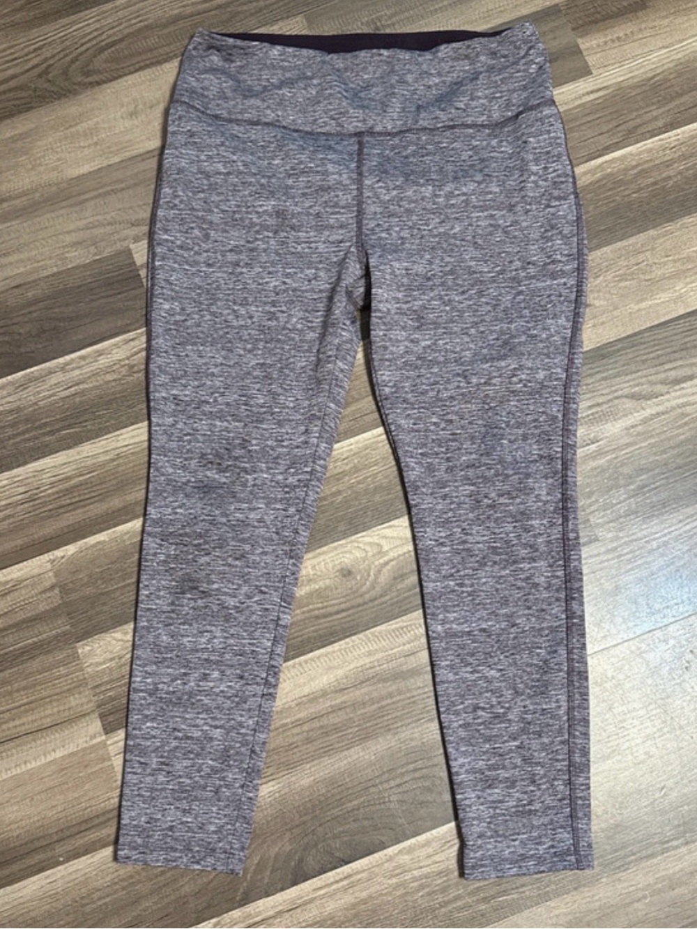 Vogo women’s athletic purple athletic leggings size XL